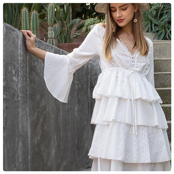 POL Magnolia Blooms Ivory White Tiered Dress - Picture 7 of 11